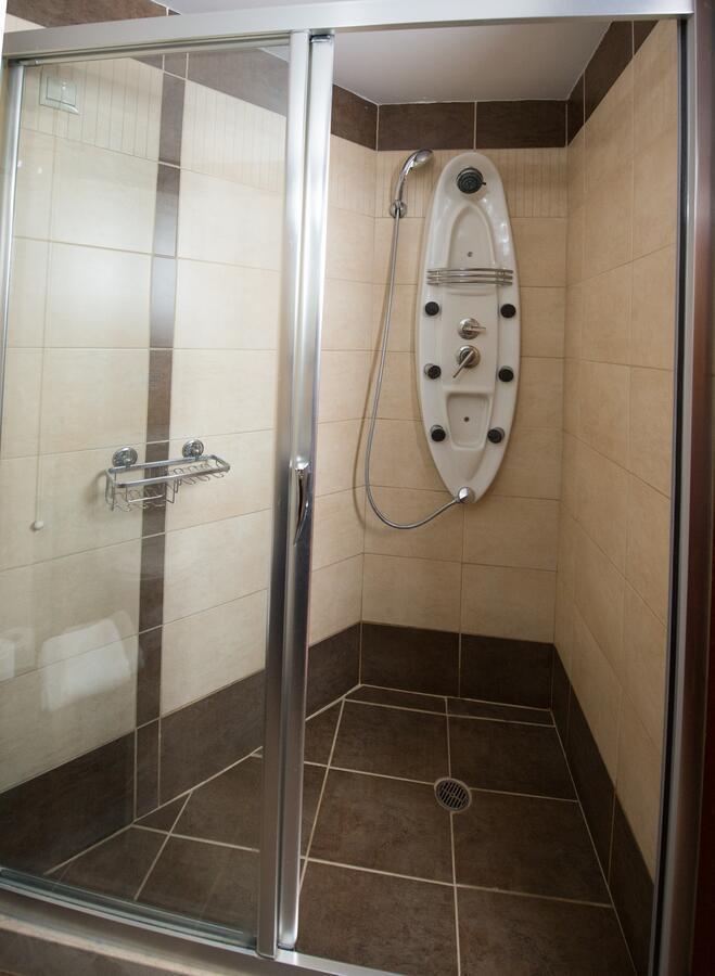 Premier Agrinio Heart Hotel Bagian luar foto